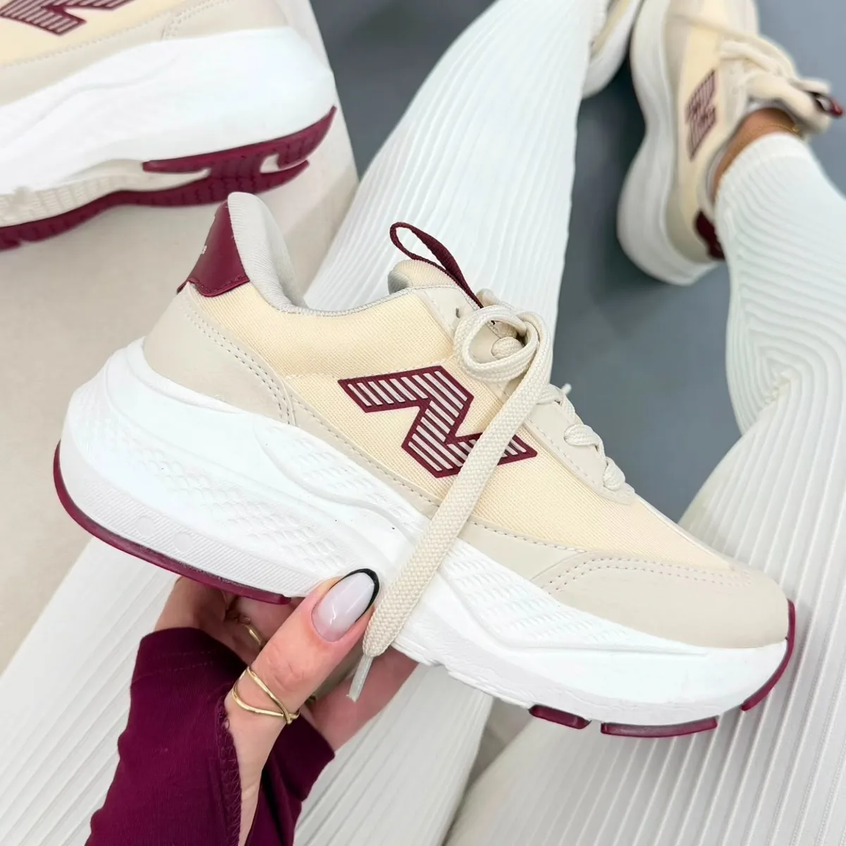 New Balance 520 V9