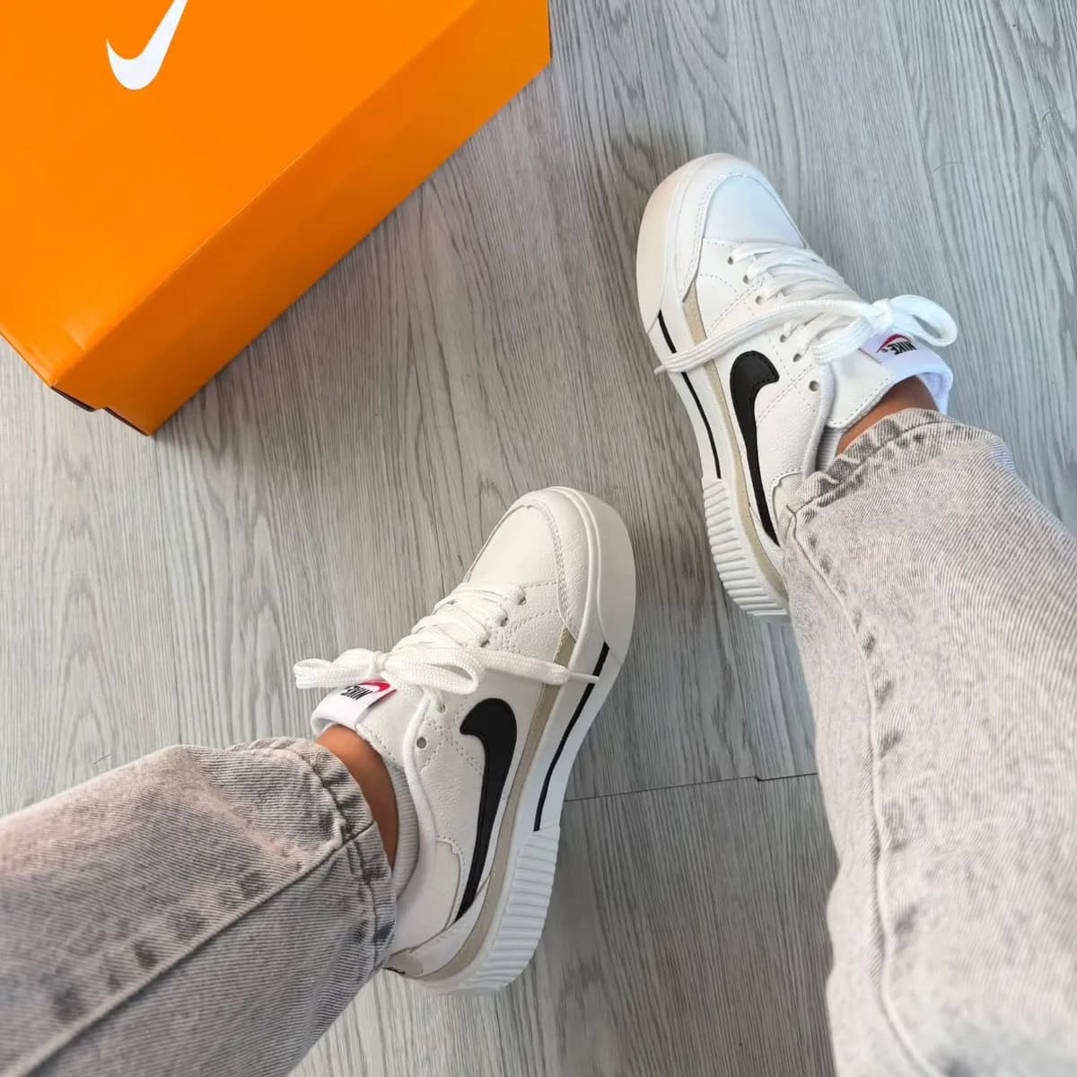 Nike Court Legacy Lift
