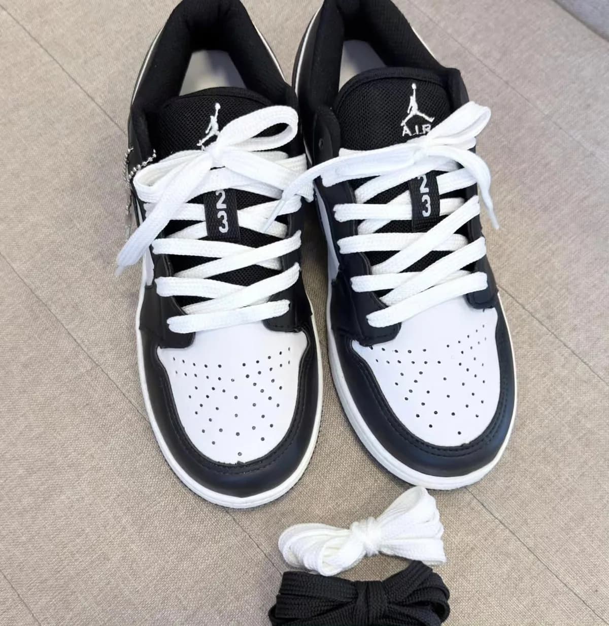 Nike Jordan Low