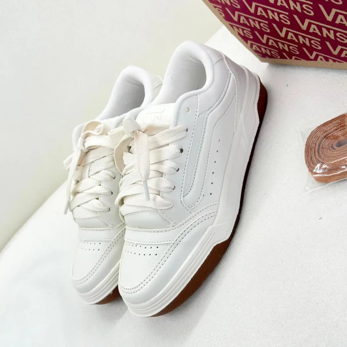 Vans Hylane