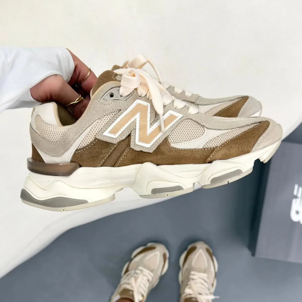 New Balance 9060